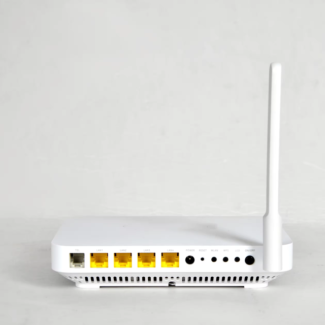 G-140W-ME Modem Gpon Onu Ont 2.4g/5g Double Band 4ge 1tel Router English Firmware Fiber Optical Equipment Onu Ont Olt Ftth