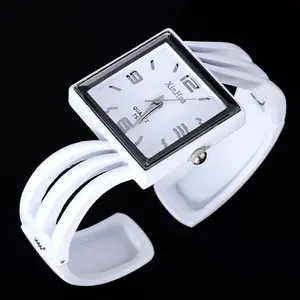 Neue Xinhua Damen Kleid Uhren Mode Armband Design Legierung Armreif Armbanduhr Quadrat Einzigartige Uhr für Mädchen Damen Uhr weiblich