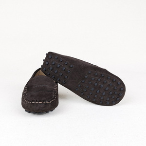 Usine de chaussures de styliste en cuir suédé à fond souple pour enfants mocassins Gommino mocassins - Product Image 4