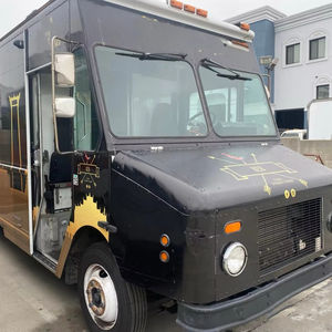 Chariot de nourriture mobile en acier inoxydable remorquable par camion avec 4 étagères pour le café, la crème glacée, les hamburgers, la pizza et les hot-dogs, entreprise de restauration - Product Image 1