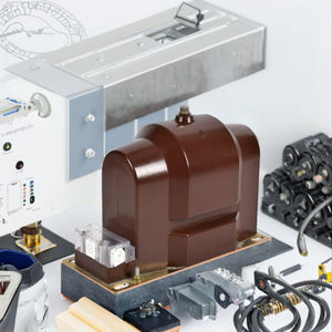 Pugao JDZX9-10 daya sedang 11kv transformator potensial 10KV Input 110v <span class=keywords><strong>Output</strong></span> tiga fase 50/60Hz frekuensi MV & HV Transformer - Product Image 6