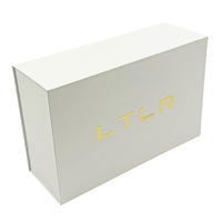 Boîtes cadeaux rigides magnétiques de luxe OEM blanches pour vêtements, chapeaux, chaussettes, mode, avec estampage et impression, recyclées