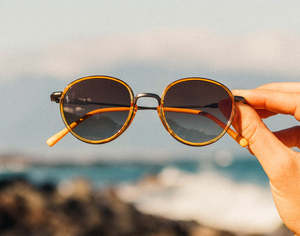 LMA Nuevo Diseño, Gafas de Sol Redondas con Marco Naranja, Marca de Alta Calidad para Hombre, Lentes Polarizadas con Degradado, Metal de Moda 2024, UV400 para Mujer - Product Image 1