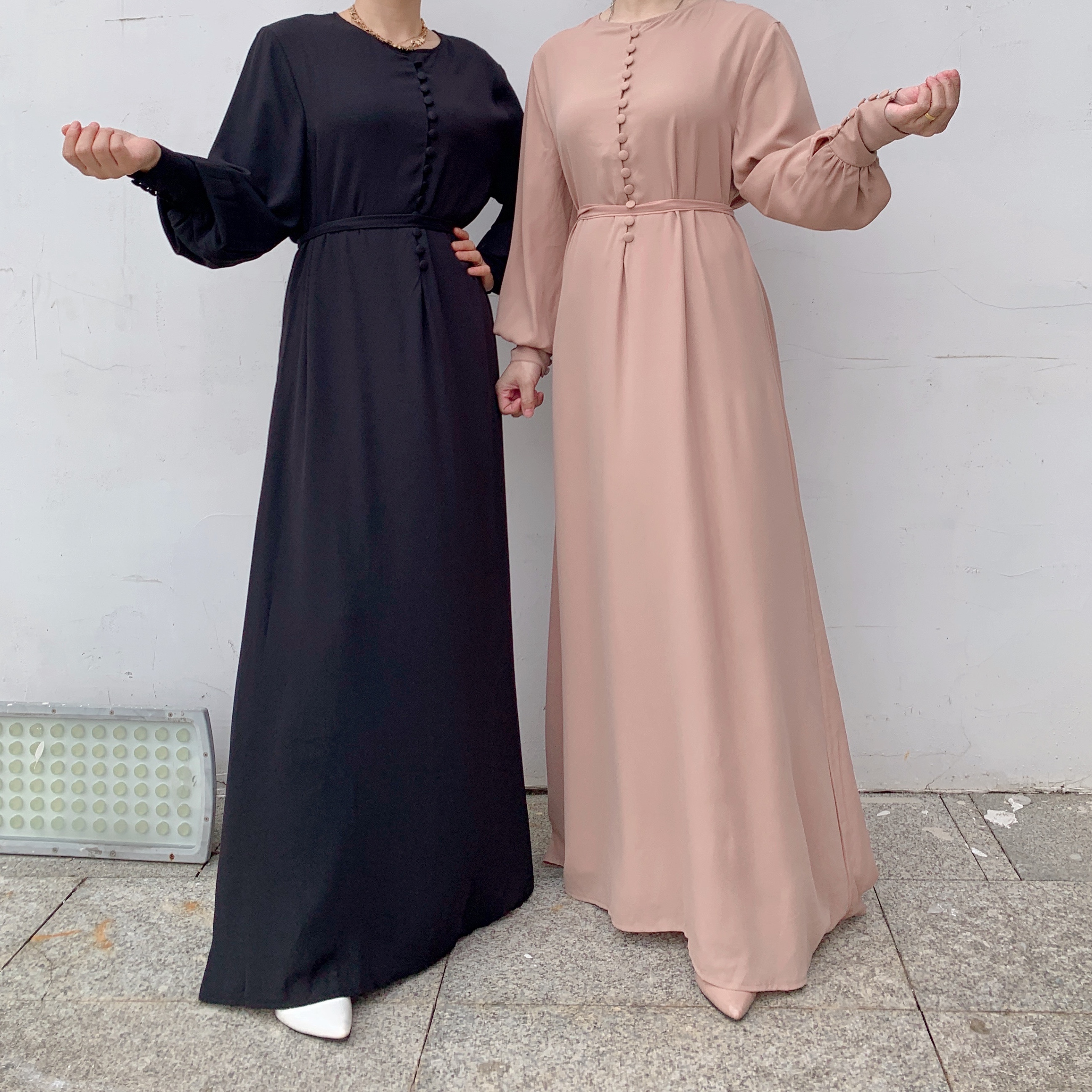 Wholesale High Quality Elegant Muslim Women Long Abaya with buttons Chiffon Dress Islamic Clothing