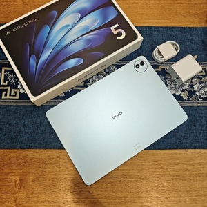 แท็บเล็ตคอมพิวเตอร์คุณภาพดีที่สุดปี 2025 ขนาด 13 นิ้ว 144Hz เกรด A+ มือสองแท้ ระบบ OriginOS แบรนด์จีน สำหรับ Vivo Pad 5 Pro - Product Image 1