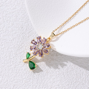 Collier transfrontalier de mode européenne et américaine pour femmes polyvalent fleur à trois pétales oeil de chat conception de pierre zircon rotatif - Product Image 5