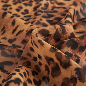 女性の結婚式の衣服のためのセクシーな野生のヒョウゼブラタイガー牛プリント付き軽量シフォン生地プレミアム品質 - Product Image 6