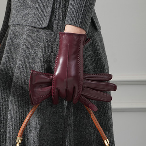 Gants d'hiver chauds en <span class=keywords><strong>cuir</strong></span> d'agneau pour femmes, doublés de polaire, épaissis, compatibles avec les écrans tactiles, adaptés à la conduite et au cyclisme, jacquard, longueur poignet - Product Image 2