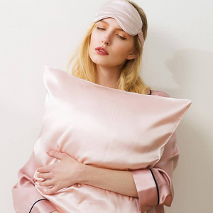 Новинка 2025: Элитный подарочный набор из 100% шелковых наволочек для дома/отеля и аксессуаров для волос оптом - Product Image 2