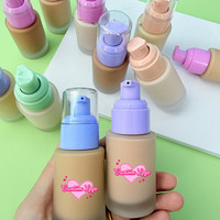 Fond de teint liquide longue tenue 24h, couvrance totale, fini mat, vegan, résistant à l'eau, pour tous types de peau