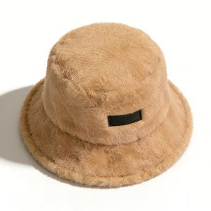 Chapeau bob en fausse fourrure pour femme, chaud et moelleux, idéal pour l'hiver et les activités décontractées en extérieur - Product Image 2