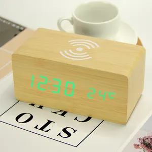 Bestes Geschenk Werbe tisch Tisch uhr Digitaluhr Drahtloses Ladegerät Telefon Drahtloses Laden Holz LED Wecker