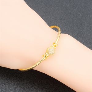 JXX Bracelet manchette tendance en laiton et cuivre plaqué or avec zircone, dernières créations, bijoux pour femme - Product Image 4