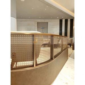 Mampara de Acero Inoxidable con Superficie Dorada Cepillada y Diseño Moderno LL57 con Patrón Ondulado para Hoteles, Resorts y Centros de Spa - Product Image 4