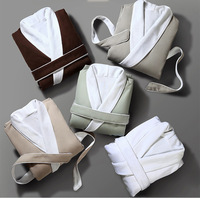 Peignoir de luxe unisexe en gabardine avec intérieur en microfibre, personnalisable avec logo, pour hôtels 5 étoiles et usage hôtelier