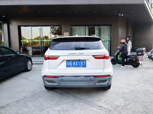 Zotye T700 ปี 2017 เครื่องยนต์ 1.8T เกียร์ 6DCT 5 ที่นั่ง – คุณสมบัติระดับพรีเมียม, หลังคาพาโนรามา, รถ SUV มือสองจากจีนราคาประหยัดสำหรับผู้ซื้อทั่วโลก - Product Image 5