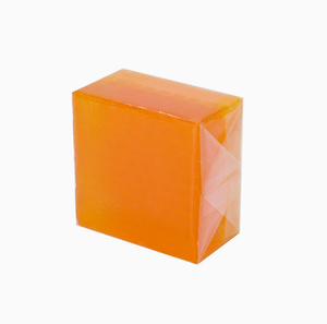 Savon artisanal hydratant et nettoyant LovSens Premium à l'huile essentielle de lavande et de pétales de rose - Product Image 4