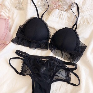 Ensemble de soutien-gorge triangle sans armatures à fermeture avant en maille, style français, avec effet liftant, dos élégant, lingerie sexy et séduisante. - Product Image 1