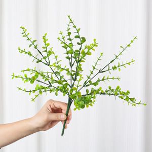 Flower Delight - Hojas Artificiales de Eucalipto de 34 cm, Plástico, Decoración del Hogar, Accesorios para Bodas - Product Image 4