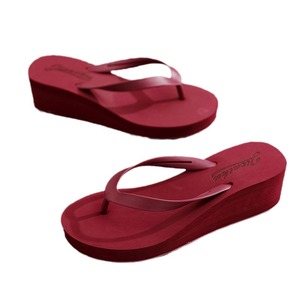 Sandalias de cuña para mujer con suela gruesa y puntera abierta, estilo casual y antideslizante para playa y uso exterior. - Product Image 5