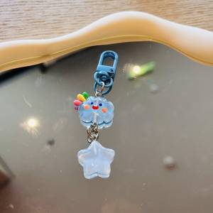 Portachiavi Creativo Mogo in Resina a Forma di Stella e Nuvola, Ciondolo Affascinante per Telefono e Zaino Scolastico, Regalo per Bambini, Vendita all'Ingrosso - Product Image 6
