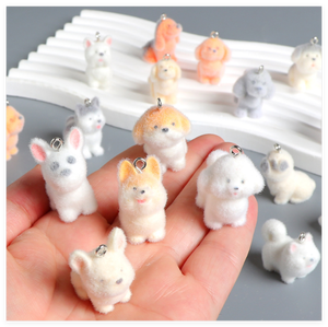 In miniatura cartone animato carino per bambini decorazione della casa delle bambole Figure fornitori di giocattoli Mini animali in resina alla rinfusa cane floccante figurina per portachiavi - Product Image 2