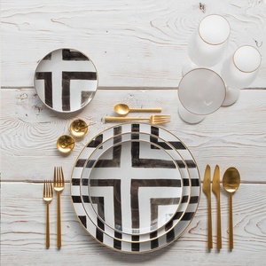 Wholesale Kitchen Utensils Tableware Luxury <b>Bone</b> <b>China</b> <b>Dinner</b> Plate <b>Sets</b> Western Ceramic Dinnerware <b>Sets</b> - Product Image 1