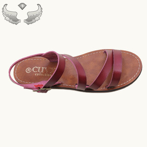 Sandales plates de plage pour femmes, élégantes et de haute qualité - Sandales d'extérieur durables - Product Image 3