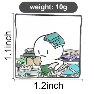 Spilla in smalto per amanti dei libri, simpatica figura di cartone animato che affonda tra <span class=keywords><strong>i</strong></span> libri impilati, distintivo da risvolto, gioiello di moda, regalo - Product Image 6