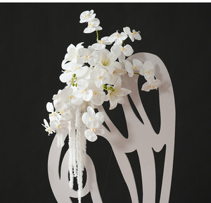 OBO Lussuoso Centrotavola Floreale a Cascata di Gigli Bianchi in Seta Artificiale per Matrimoni, Corridoi, Banchetti e Decorazioni per Hotel - Product Image 4