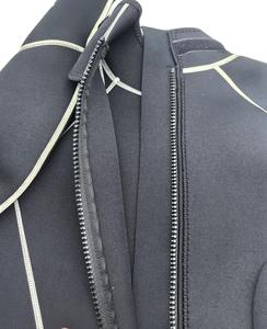 맞춤형 긴팔 네오프렌 다이빙 웻슈트 공장 직영 고품질 긴팔 디자인 맞춤 3mm / 5mm 웻슈트 - Product Image 4