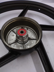 Disco de freno delantero para motocicleta, rueda <span class=keywords><strong>delantera</strong></span> de aleación de aluminio de 1,6x17 pulgadas para BAJAJ BM150 - Product Image 5