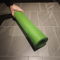 Rouleau de sous-couche de tapis en feutre de 2 à 10 mm avec support adhésif, personnalisable, fabrication directe en usine, respectueux des animaux, écologique, imperméable