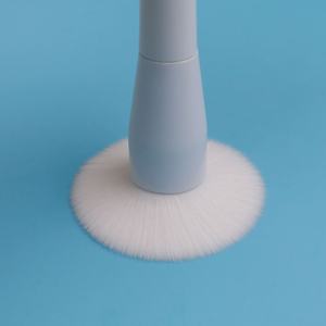 แปรงแต่งหน้าวีแกนสีขาวสองหัว สำหรับรองพื้น แป้งฝุ่น อายแชโดว์ ชุดแปรงสองหัว คุณภาพระดั<span class=keywords><strong>บ</strong></span>มืออาชีพ ปราศจากการทดลองกับสัตว์ - Product Image 5