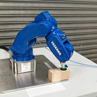 Bras robotisé industriel Yaskawa MOTOMINI 0,5 kg à 6 axes pour l'assemblage de précision, la manipulation de petites pièces, le pick and place, et l'asservissement de machines