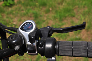 LOHAS 26 pouces femme vélo de ville électrique vélo électrique pour adulte 48v 10.4ah moteur vélo - Product Image 3