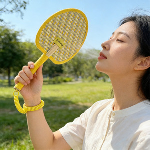 Handmade Woven Palm Leaf Fan Lightweight Foldable Manual Handheld Fan For Outdoor Use Children's Day Gift - Product Image 2