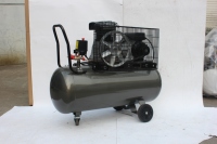 Compresor de aire del pistón del motor 2.2kw 3HP 100L tanque de aire accionado por correa Italia tipo CE ROHS aprobado