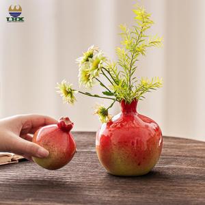Nhà Sản Xuất Lựu Hiện Đại Năm Mới Độc Đáo Màu Đỏ Bàn Hoa Trái Cây Gốm Bình Cho Trang Trí Nội Thất Bình - Product Image 3