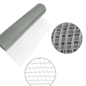 Malla de Alambre Soldada con Orificios Cuadrados para Cercas de Campos Deportivos, Cerramientos de Canchas de Tenis, Seguridad en Parques Infantiles, Servicios de Doblado y Corte - Product Image 4