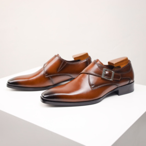 Mocasines de Punta Puntiaguda Estilo Británico de Talla Grande, Zapatos Formales de Cuero Genuino para Hombre, Sin Cordones, para Oficina y Carrera Profesional - Product Image 1