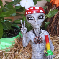 Statue Alien en Résine WeiVista, Figurine Grise Amusante Xenomorph, Symbole de Paix, Tuyau d'Eau, Faite à la Main, Peinte à la Main, Personnalisable