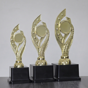 Trofeo de Plástico Premium para Premios Anuales, Reconocimiento a Empleados y Presentaciones de Ganadores de Campeonatos. - Product Image 1