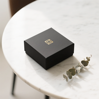 Boîte cadeau rigide en deux parties avec logo personnalisé, design élégant et moderne, impression 4C pour l'emballage de bijoux et de montres haut de gamme