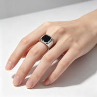 Bague Unisexe en Acier Inoxydable Minimaliste avec Pierre Noire Carrée, Bijou d'Art Haut de Gamme pour Usage Quotidien – Vente en Gros