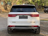 Jetour X90 Zilong 2.0T DCT SUV d'occasion, modèle Ever-Victorious, 5 places, automatique, turbo, jantes en alliage R20, toit ouvrant panoramique en tissu.