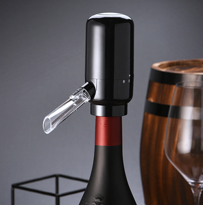 Automatic Wine Bottle Pourer Air Decanter Set With Pour Pump Electric Digital <strong>Magic</strong> Stainless Steel Wine Aerator <strong>Dispenser</strong>