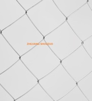 Chenil de jardin en métal à motif solide 2x2x1.5m forme triangulaire en fer avec fermeture à bouton chenil respirant pour petits animaux avec porte