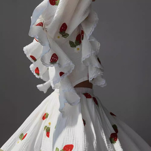 ชุดเดรสสั้นผ้าฝ้ายและผ้าลินินพิมพ์ลายสตรอว์เบอร์รี ชุดนอนผู้หญิง 2 ชิ้น แฟชั่น - Product Image 4