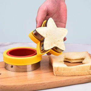 Vente en gros de moules à biscuits pour sandwichs et crêpes outils en silicone moule métallique adapté aux enfants garçons et filles - Product Image 4